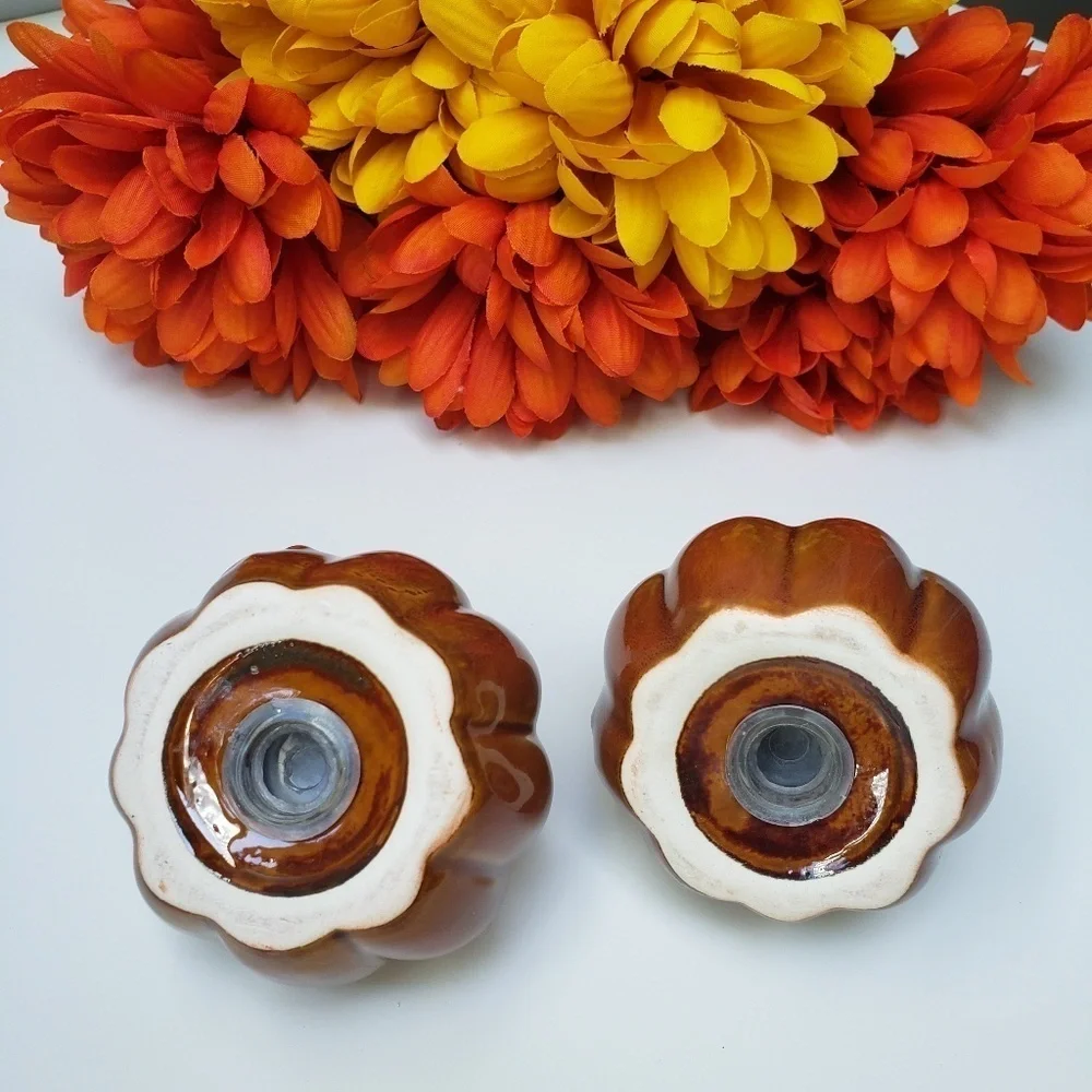 Pumpkin salt & pepper shakers